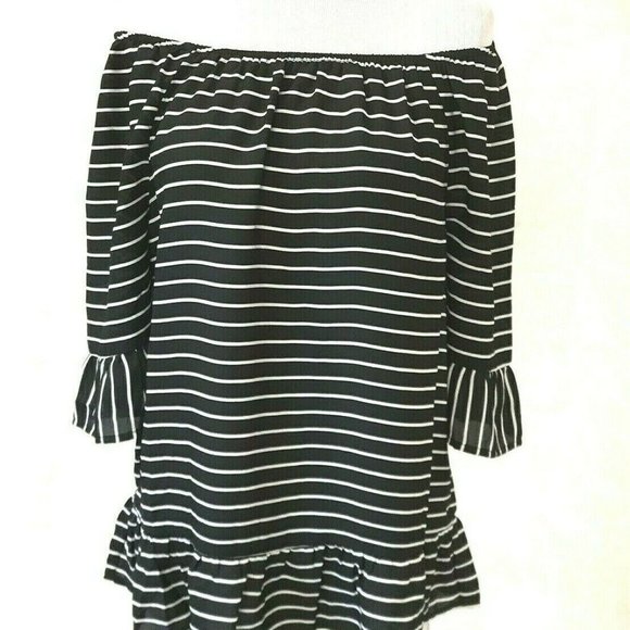 Elle Off-the-Shoulder Ruffle Blouse Black & White - Picture 1 of 5